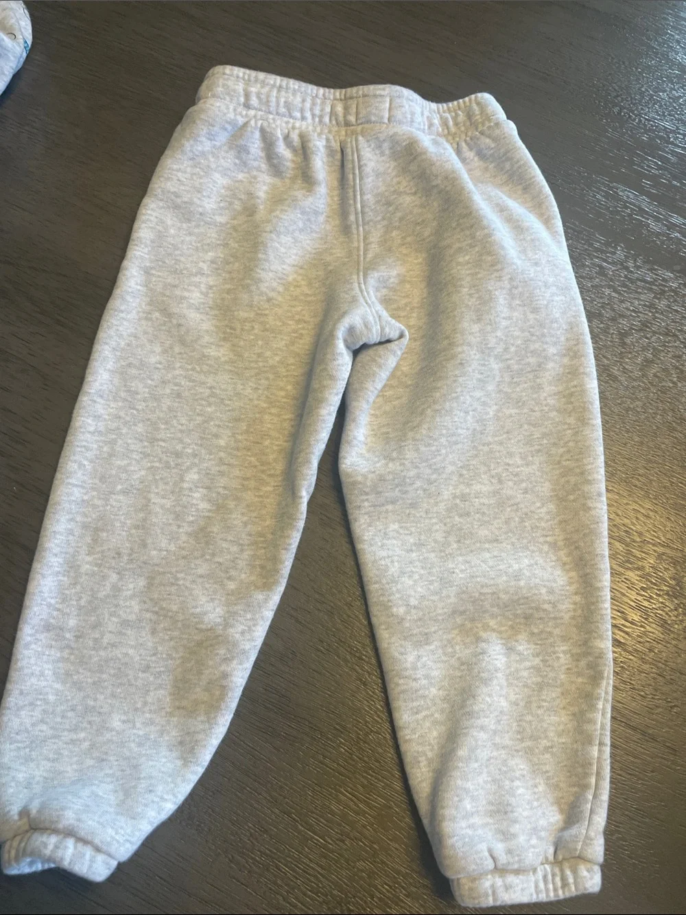 Tucker & Tate 2-piece sweatsuit with skateboards size 3T